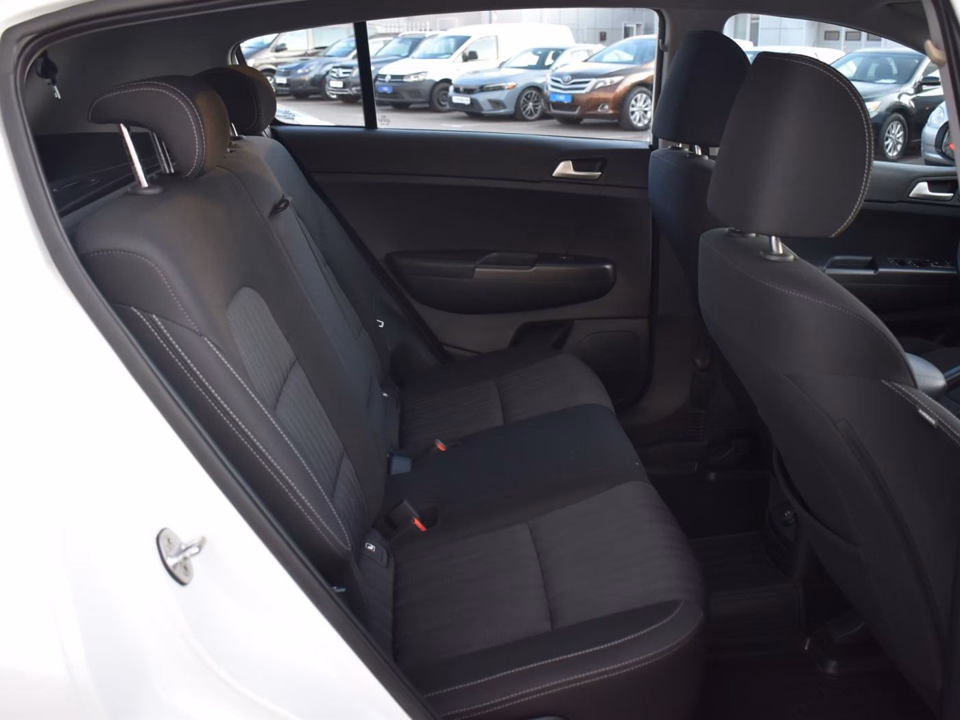Kia Sportage фото 11