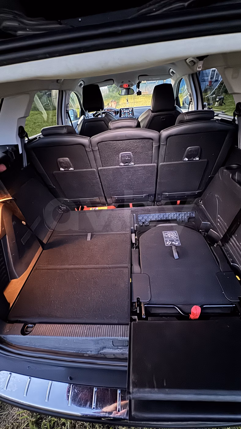 Peugeot 5008 фото 4