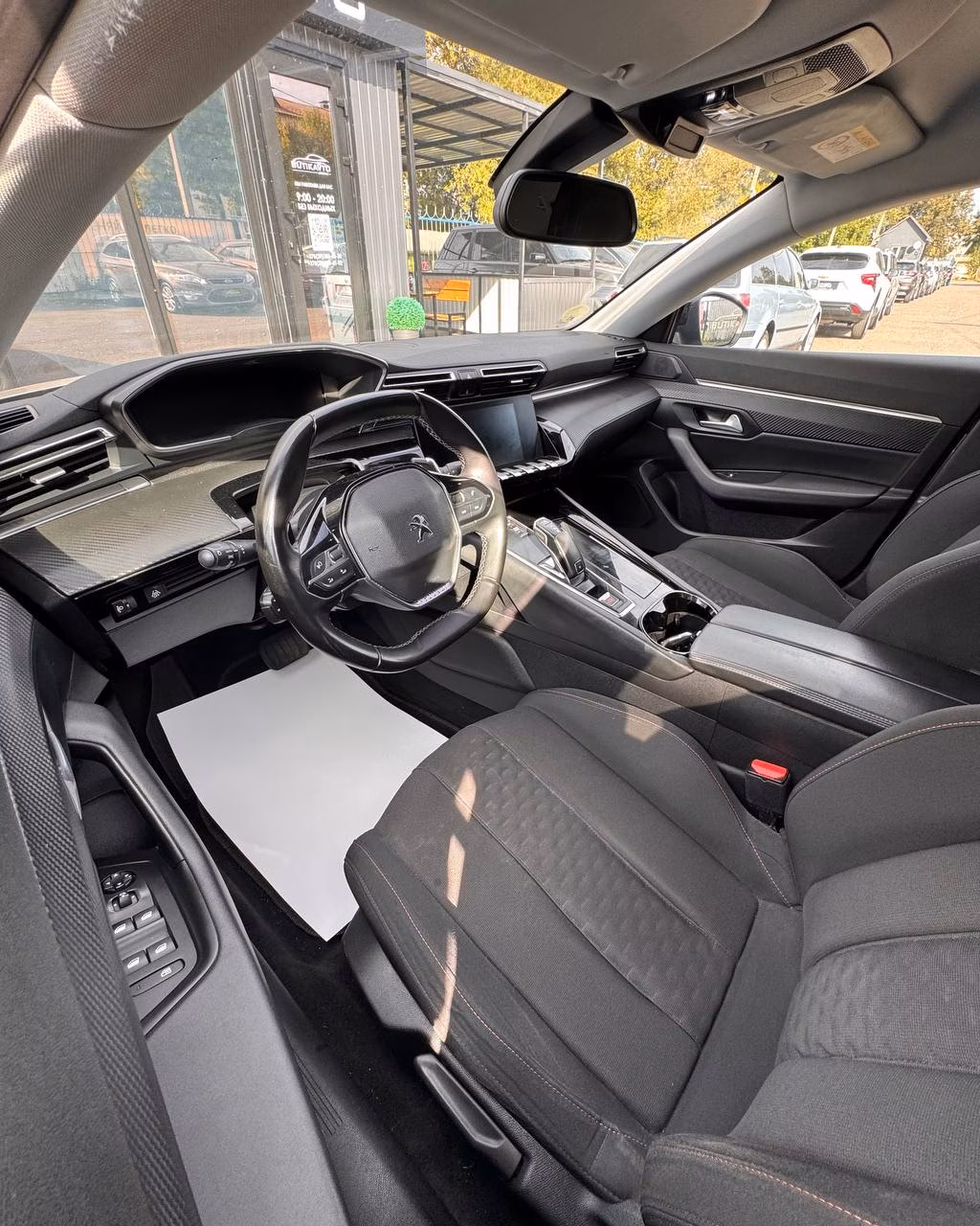 Peugeot 508 фото 9