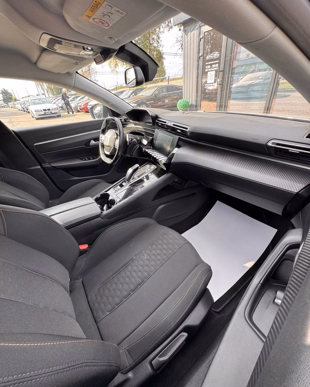 Peugeot 508 фото 10