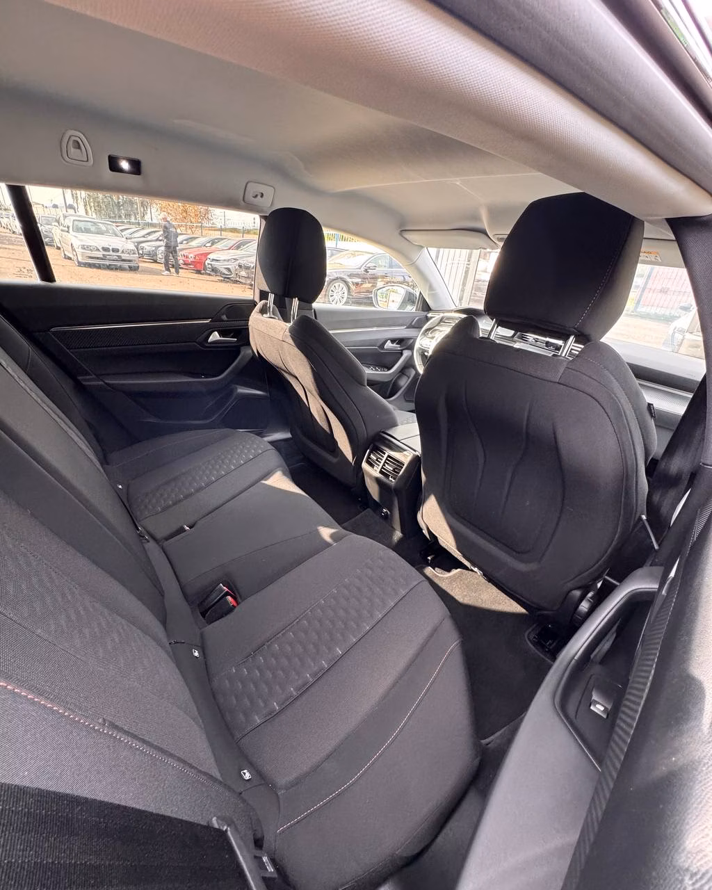 Peugeot 508 фото 12