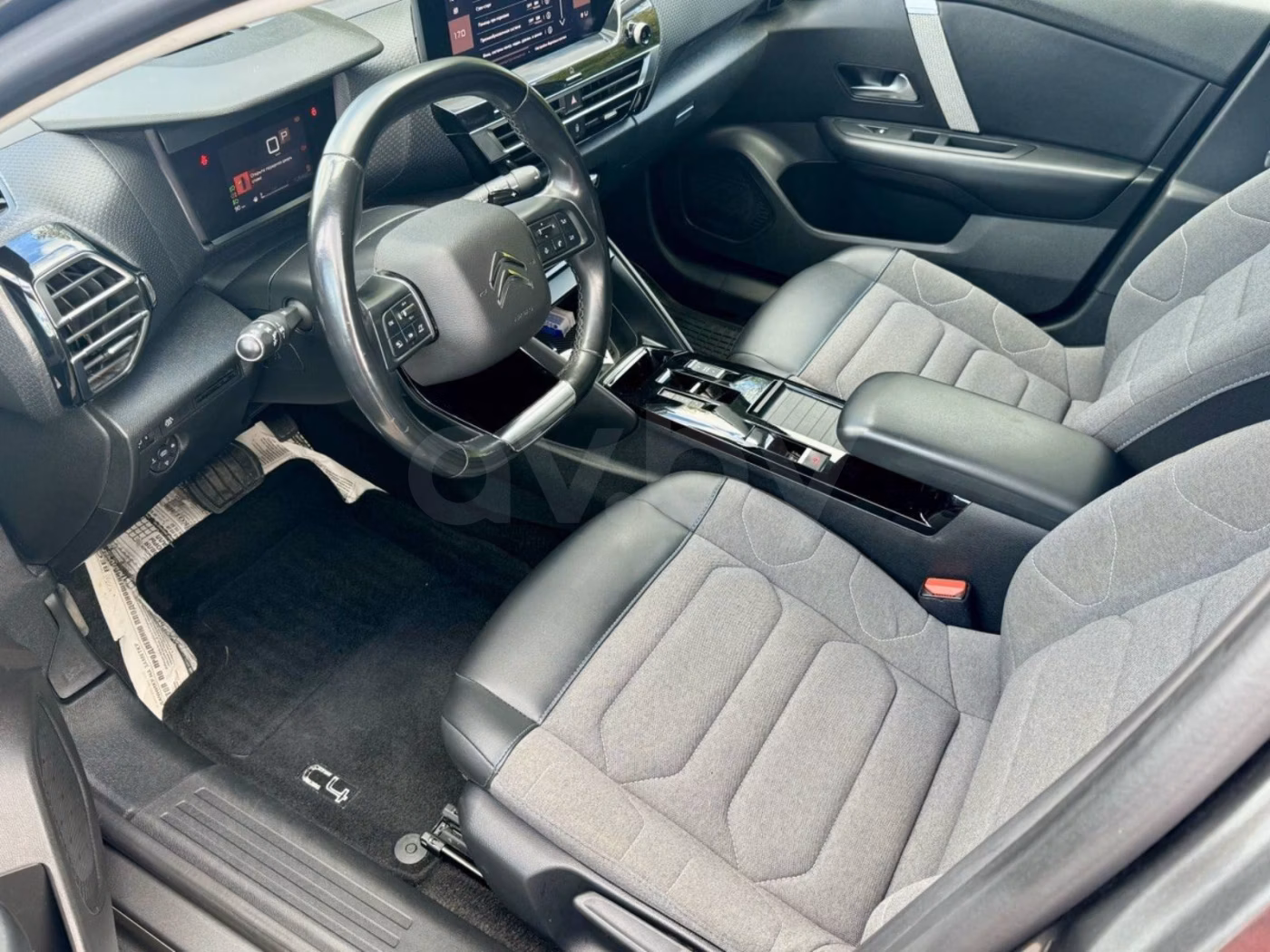 Citroen C4 фото 8