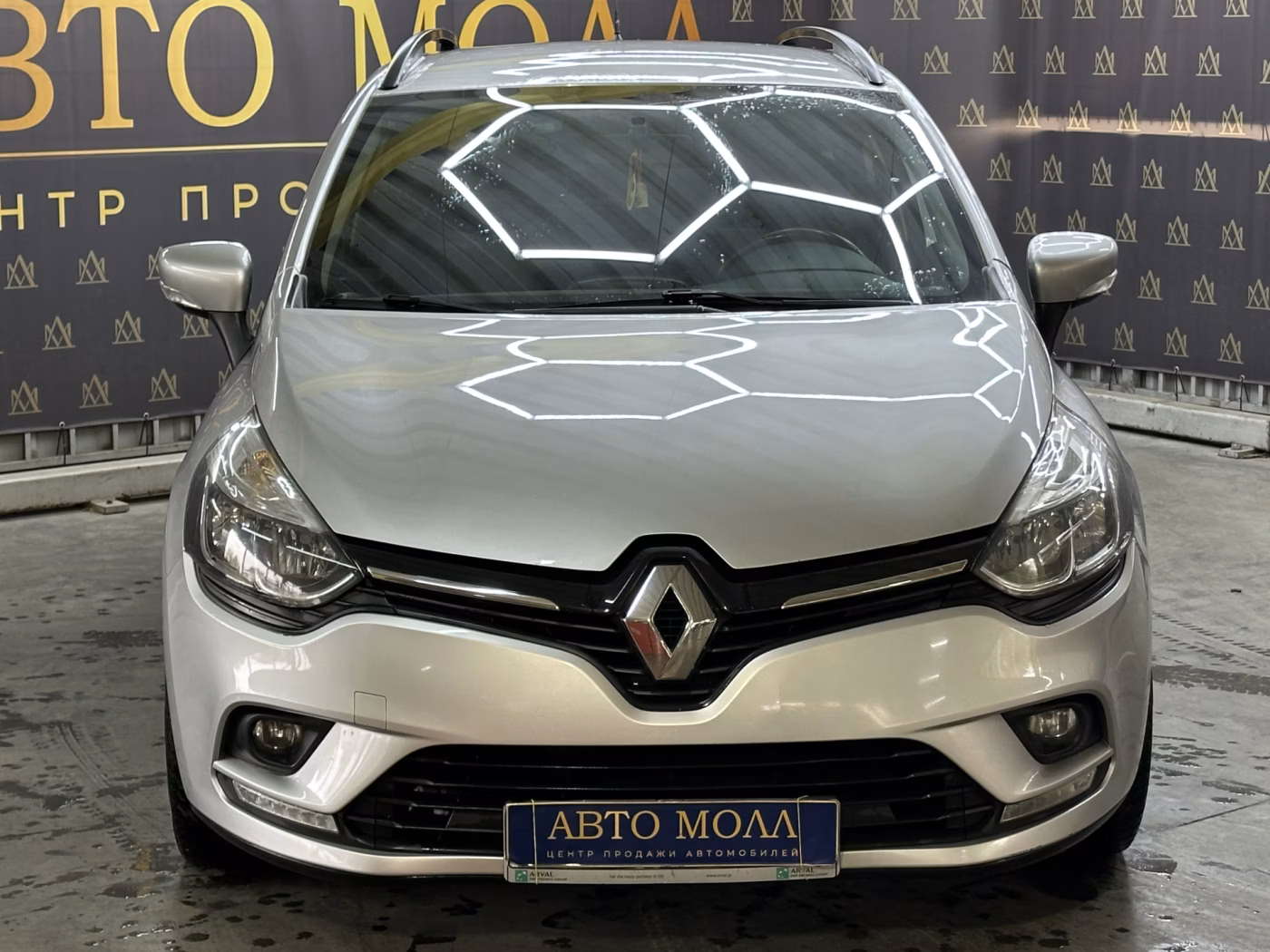 Renault Clio фото 2