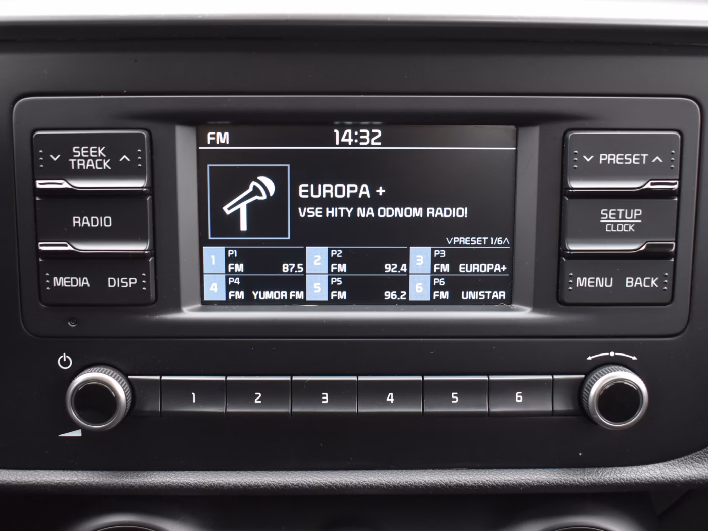 Kia Rio фото 18