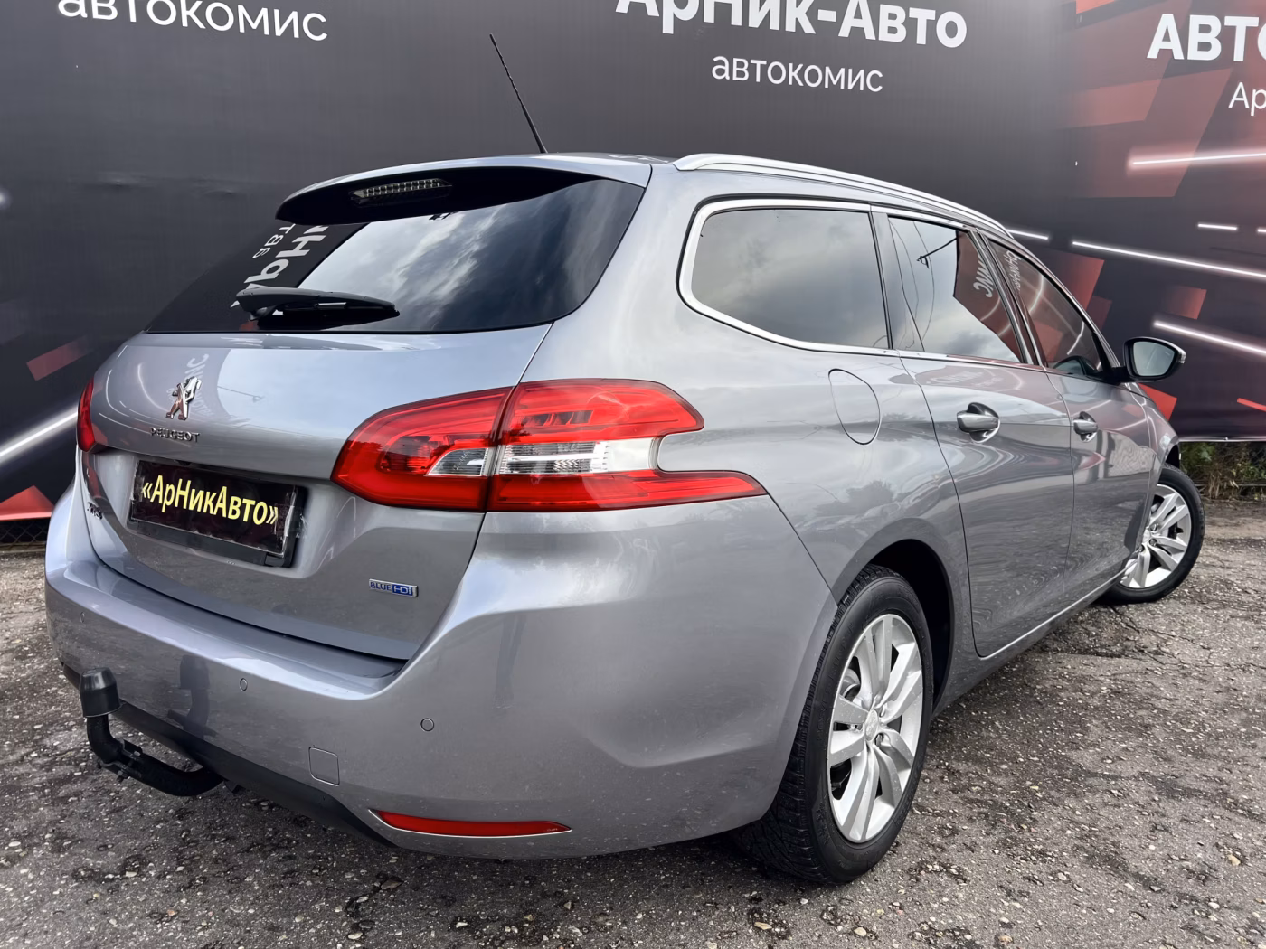 Peugeot 308 фото 4