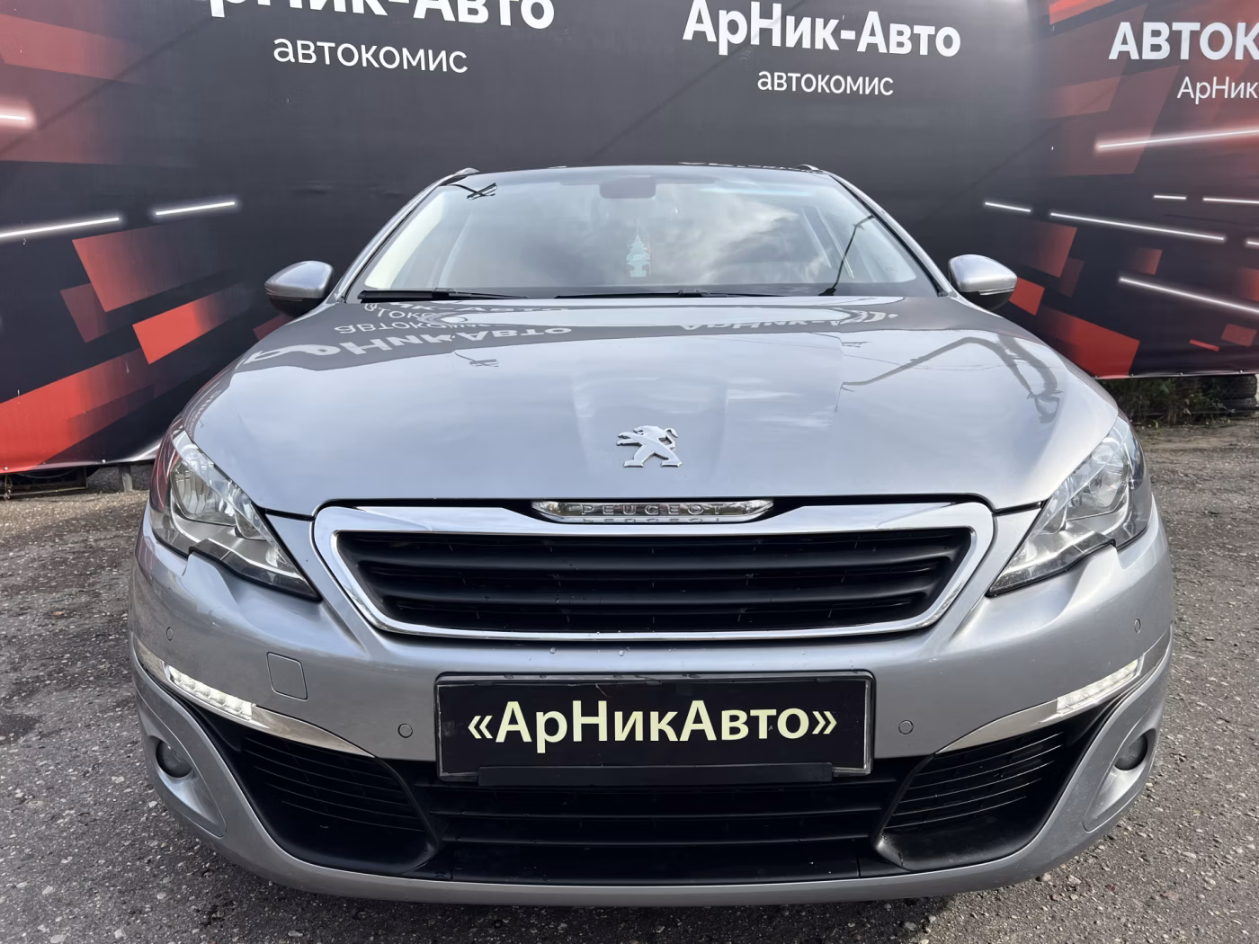 Peugeot 308 фото 6