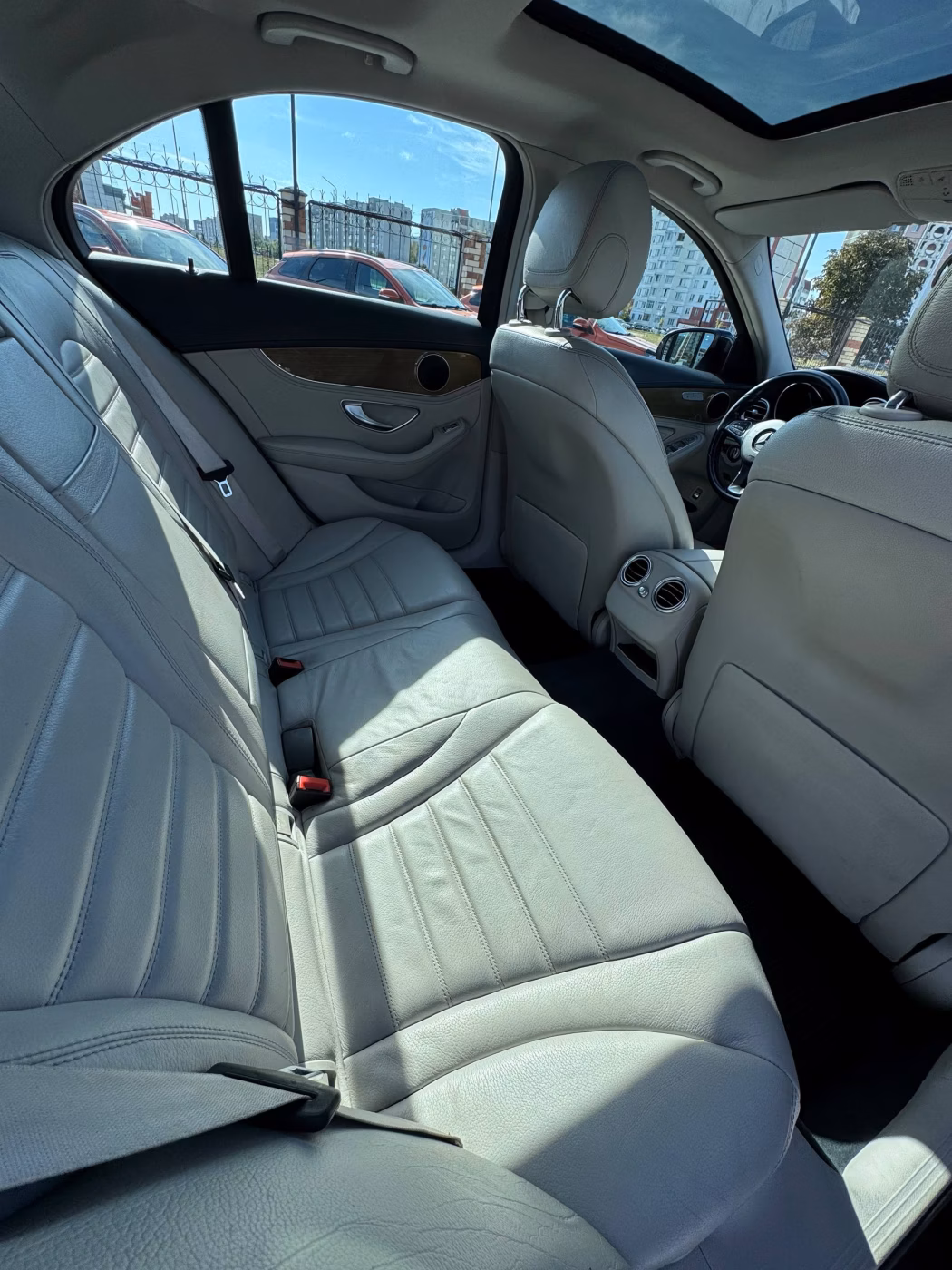Mercedes-Benz C-Класс фото 14