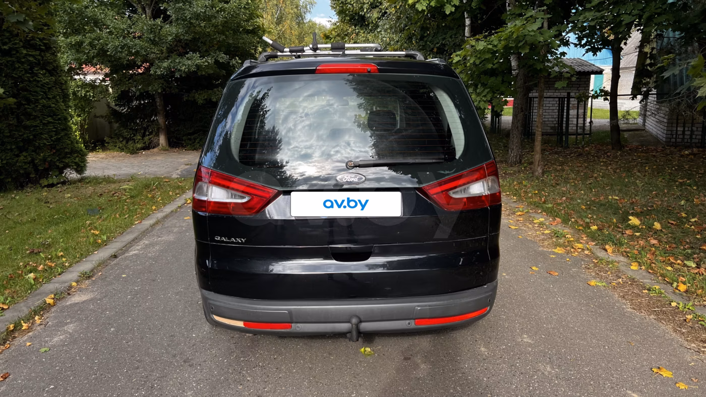 Ford Galaxy фото 8