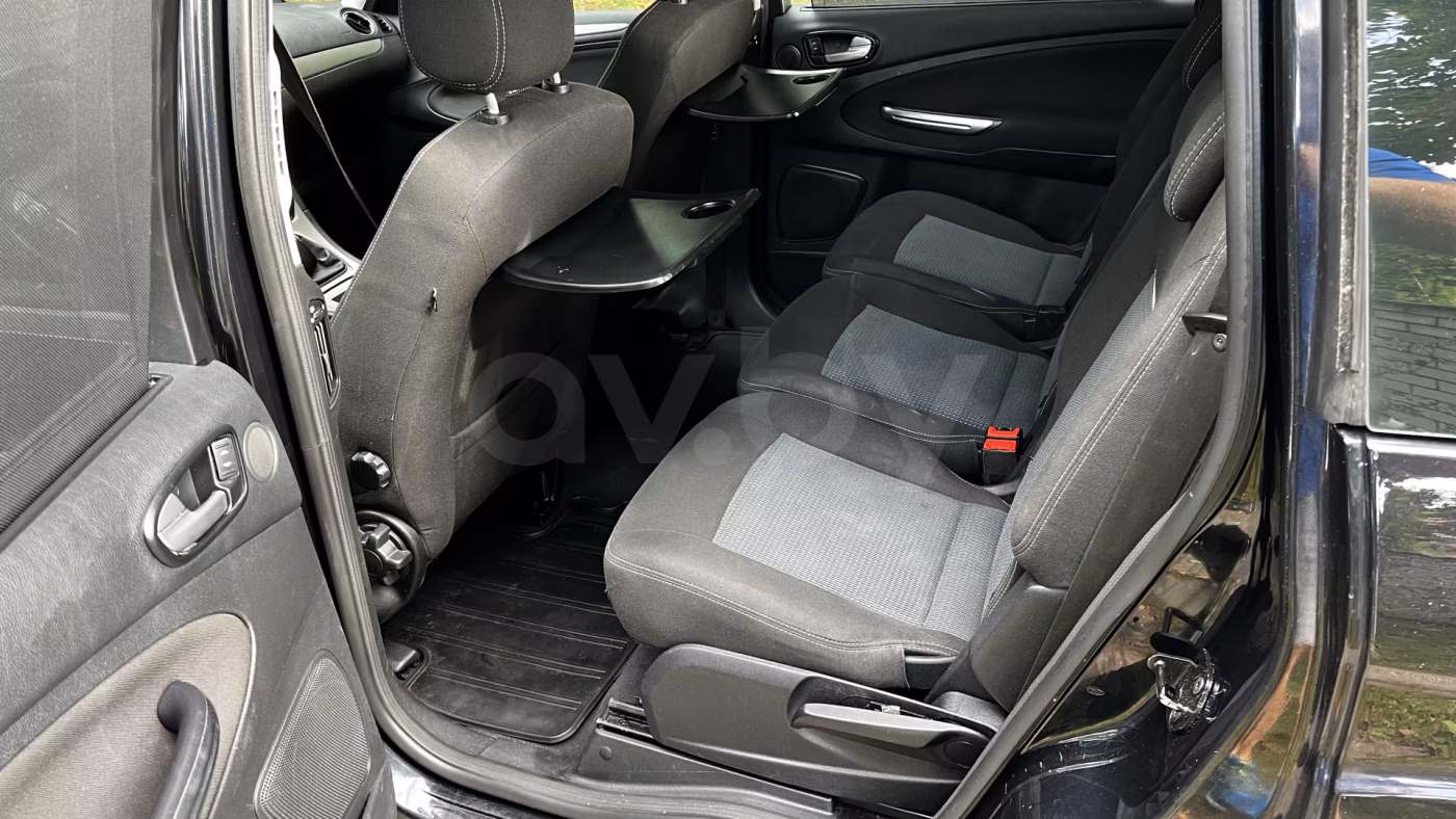 Ford Galaxy фото 11