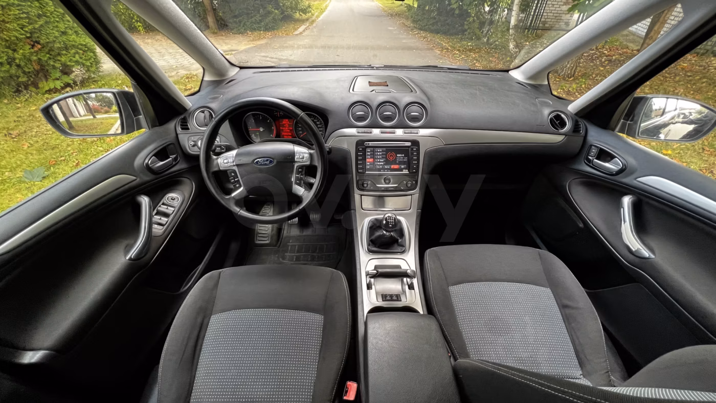 Ford Galaxy фото 13