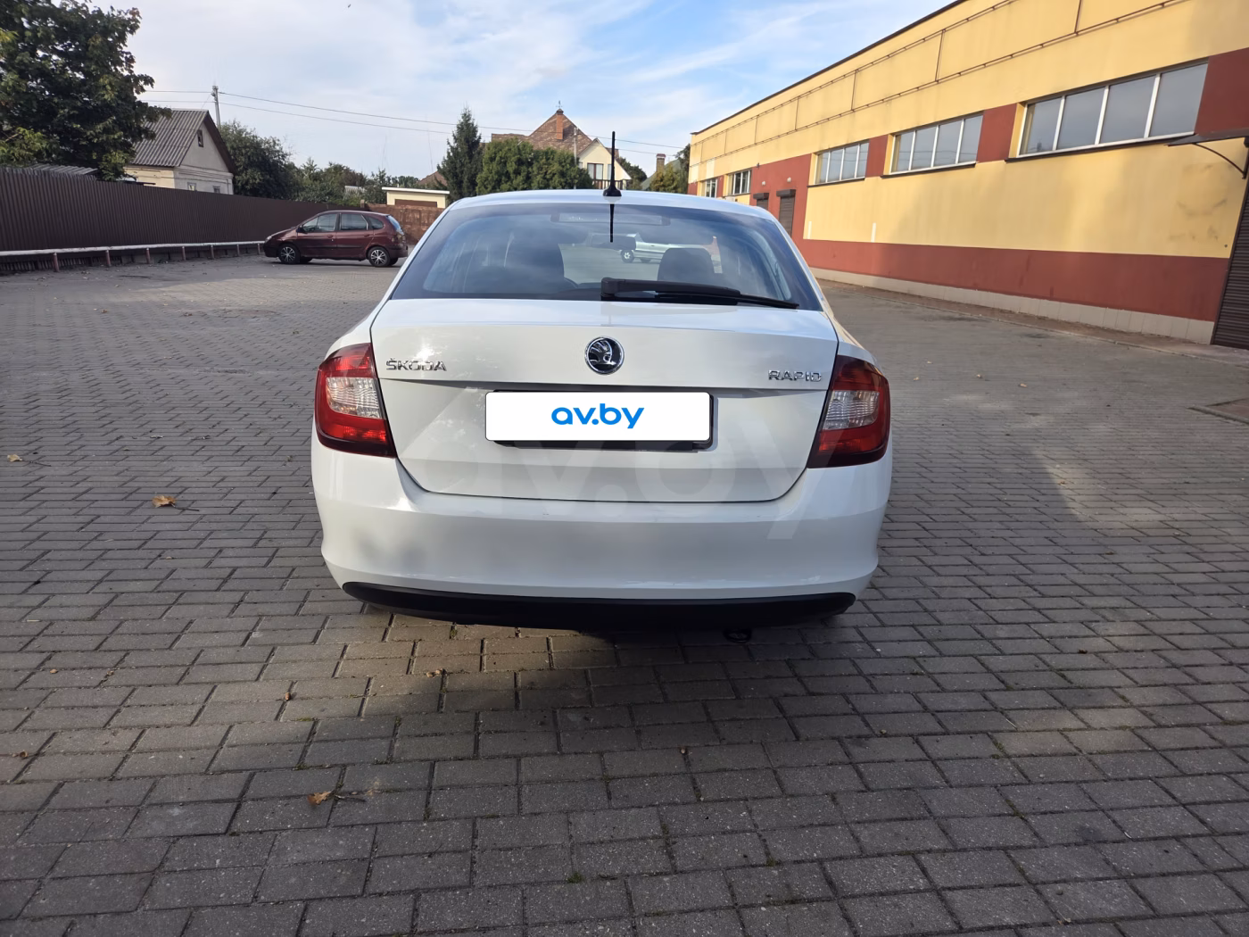 Skoda Rapid фото 4