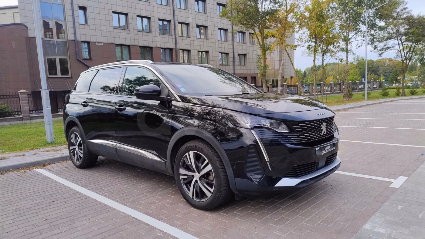 Peugeot 5008 фото 3