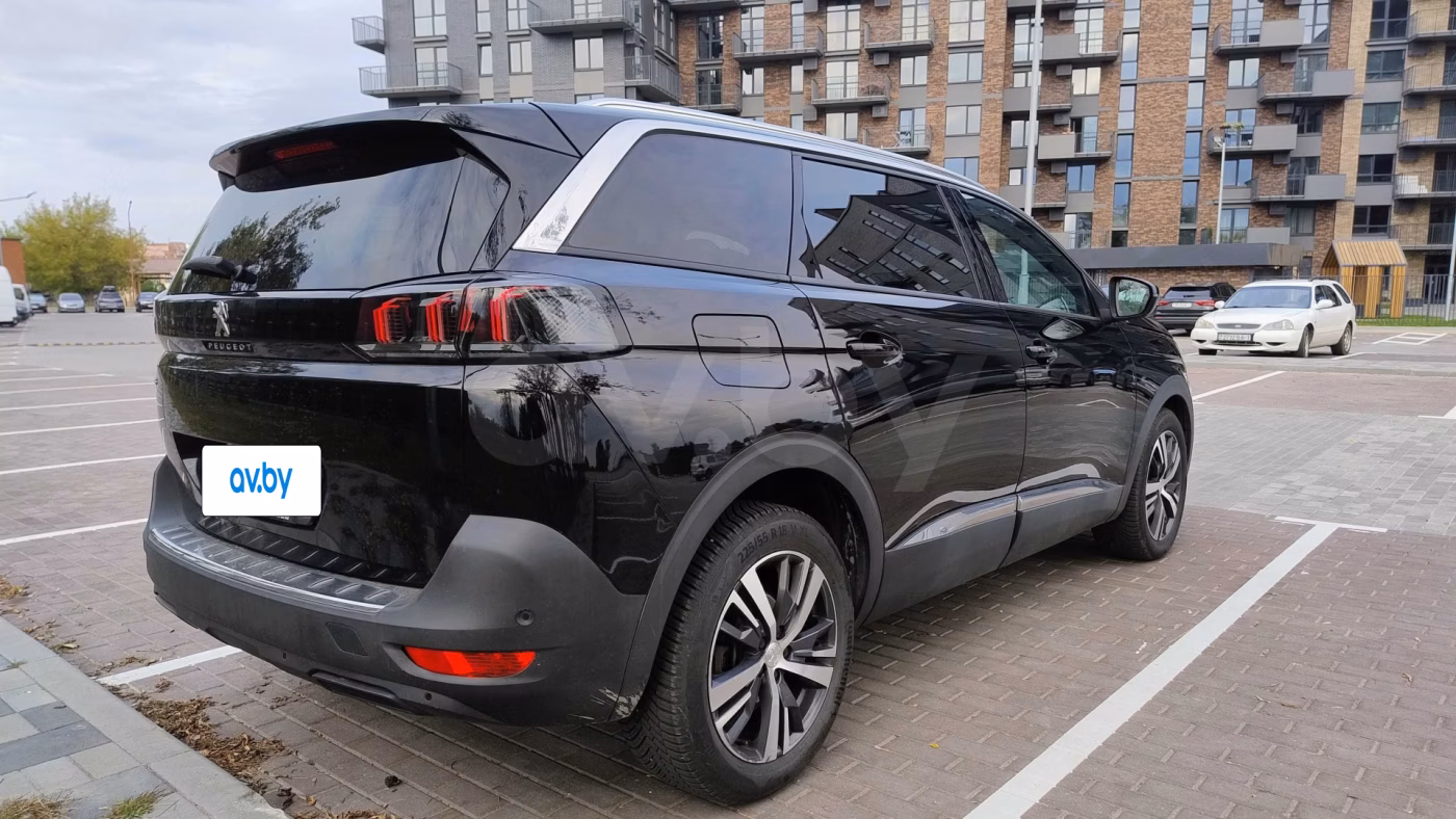 Peugeot 5008 фото 5