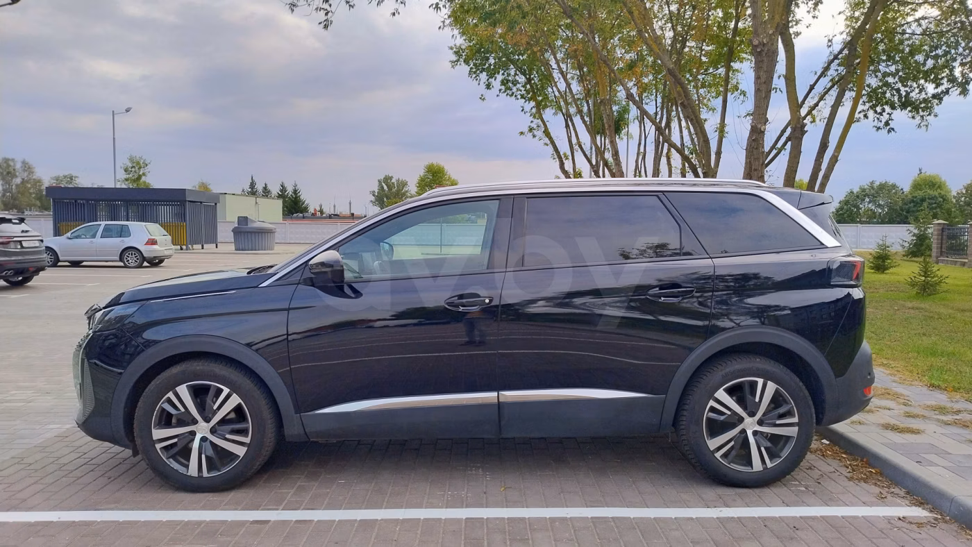 Peugeot 5008 фото 6