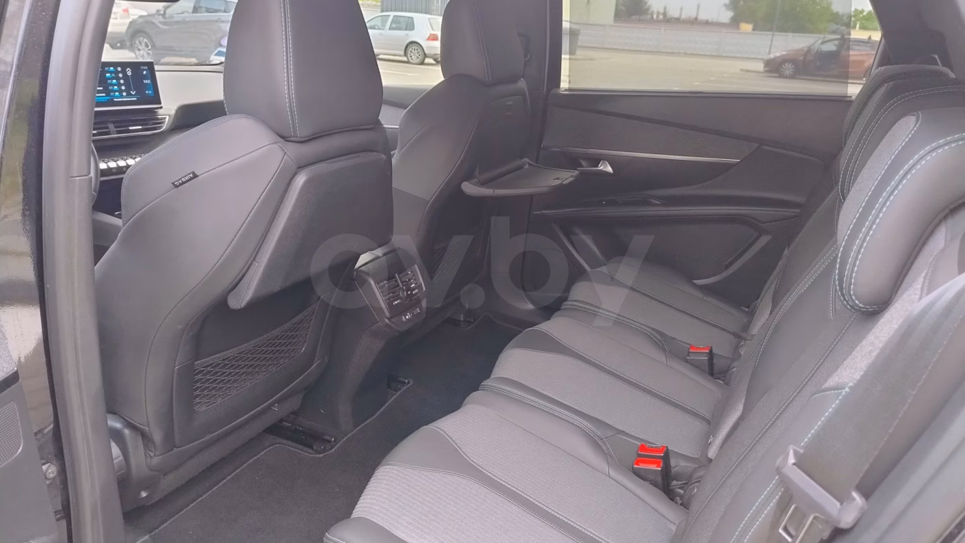 Peugeot 5008 фото 12
