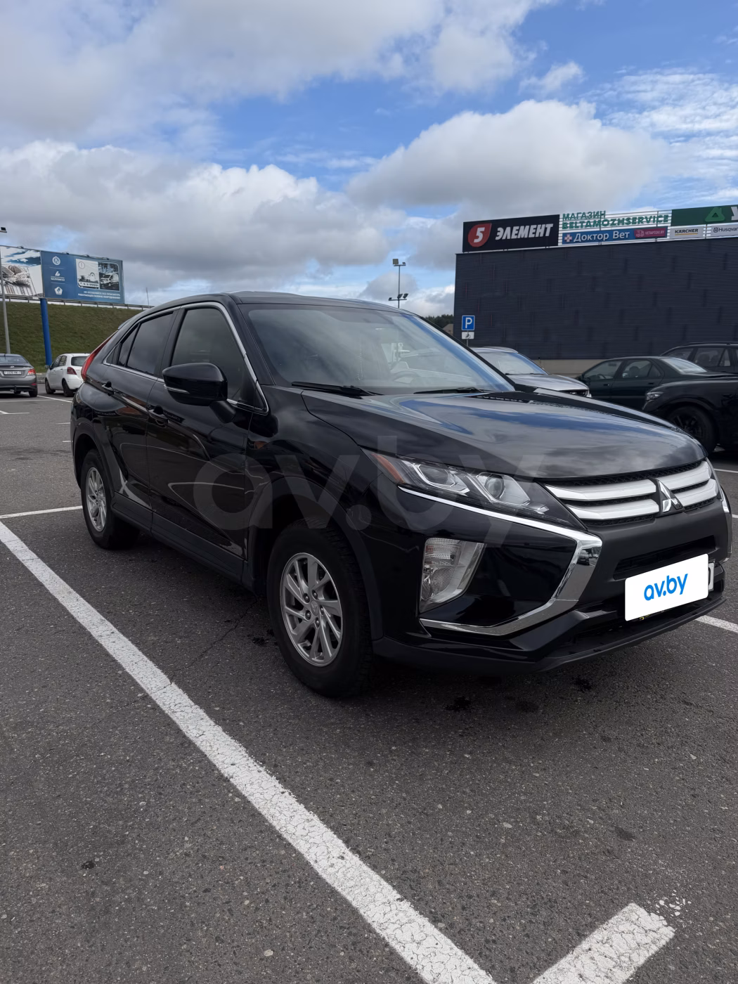 Mitsubishi Eclipse Cross фото 2