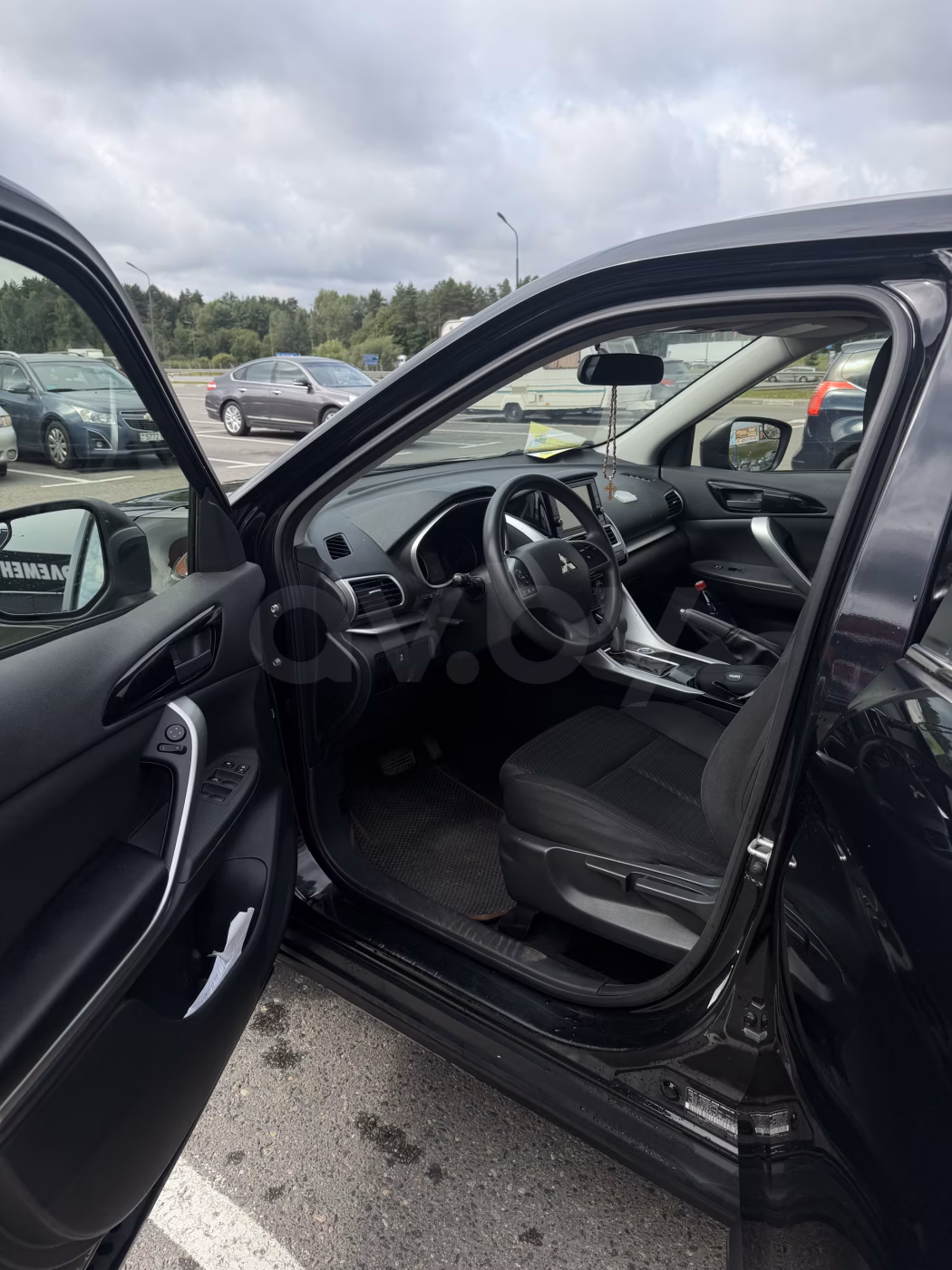 Mitsubishi Eclipse Cross фото 9