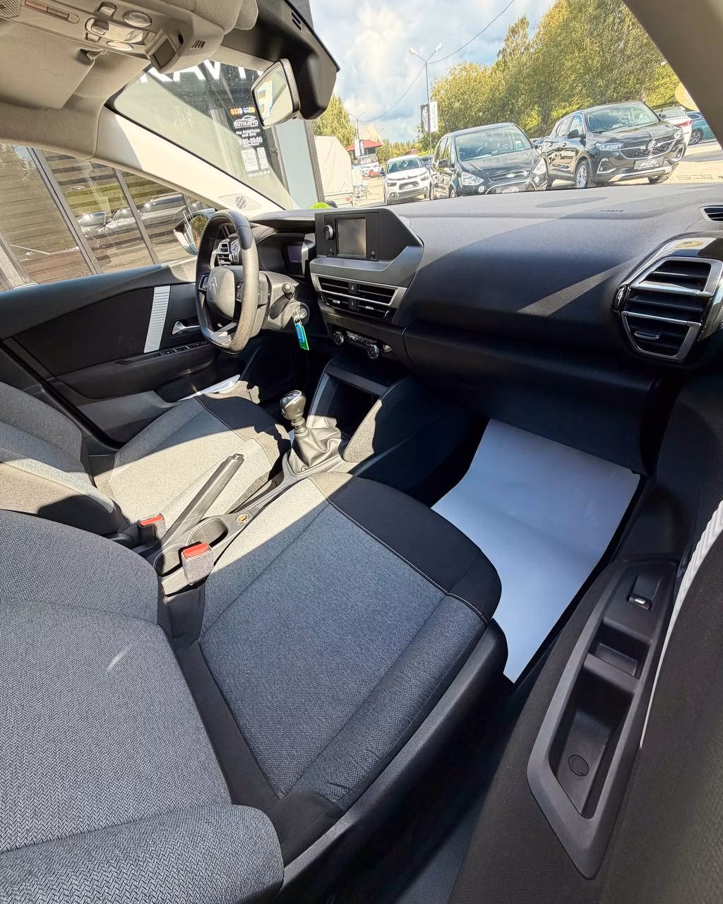 Citroen C4 фото 11