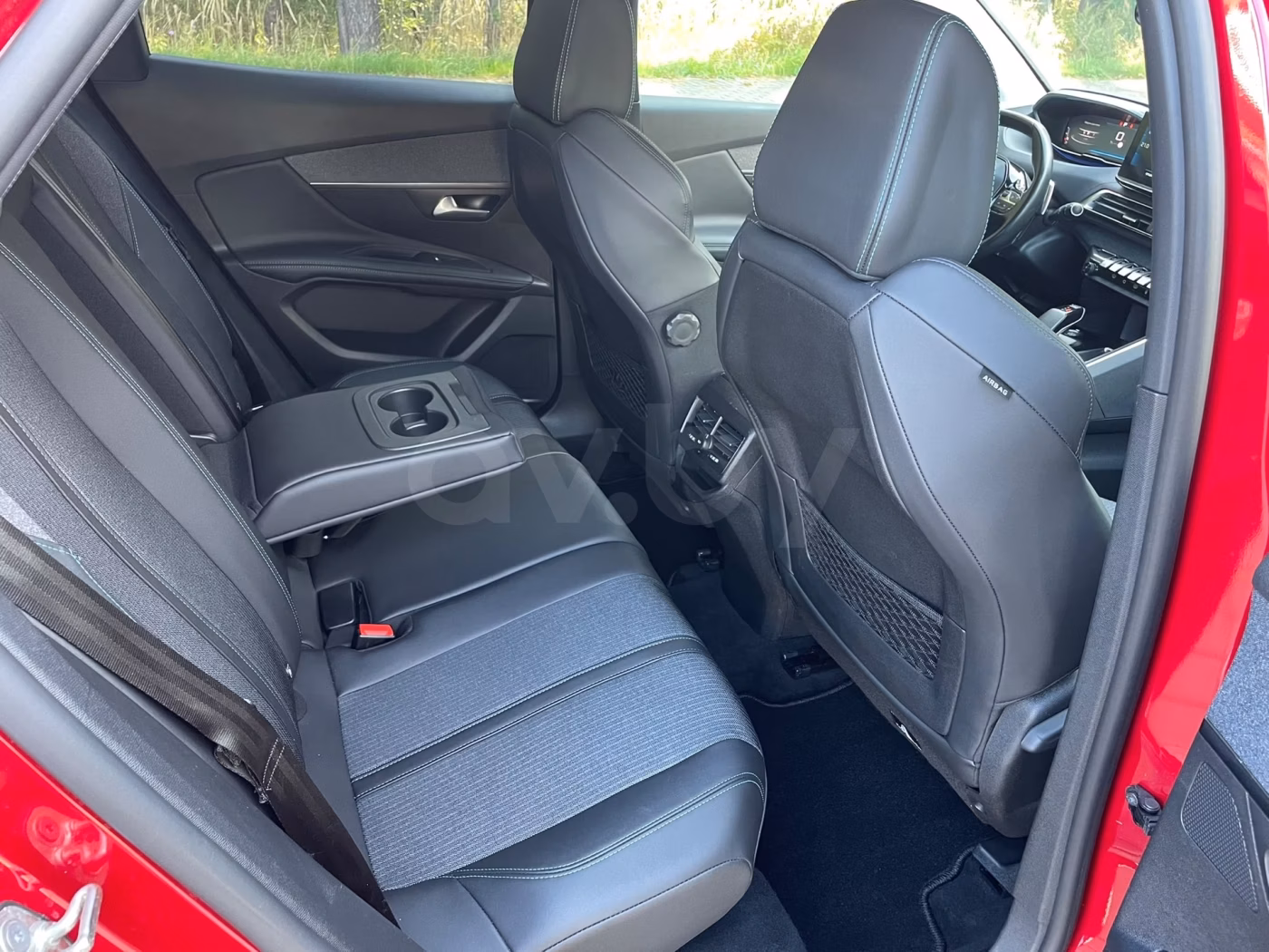 Peugeot 3008 фото 16
