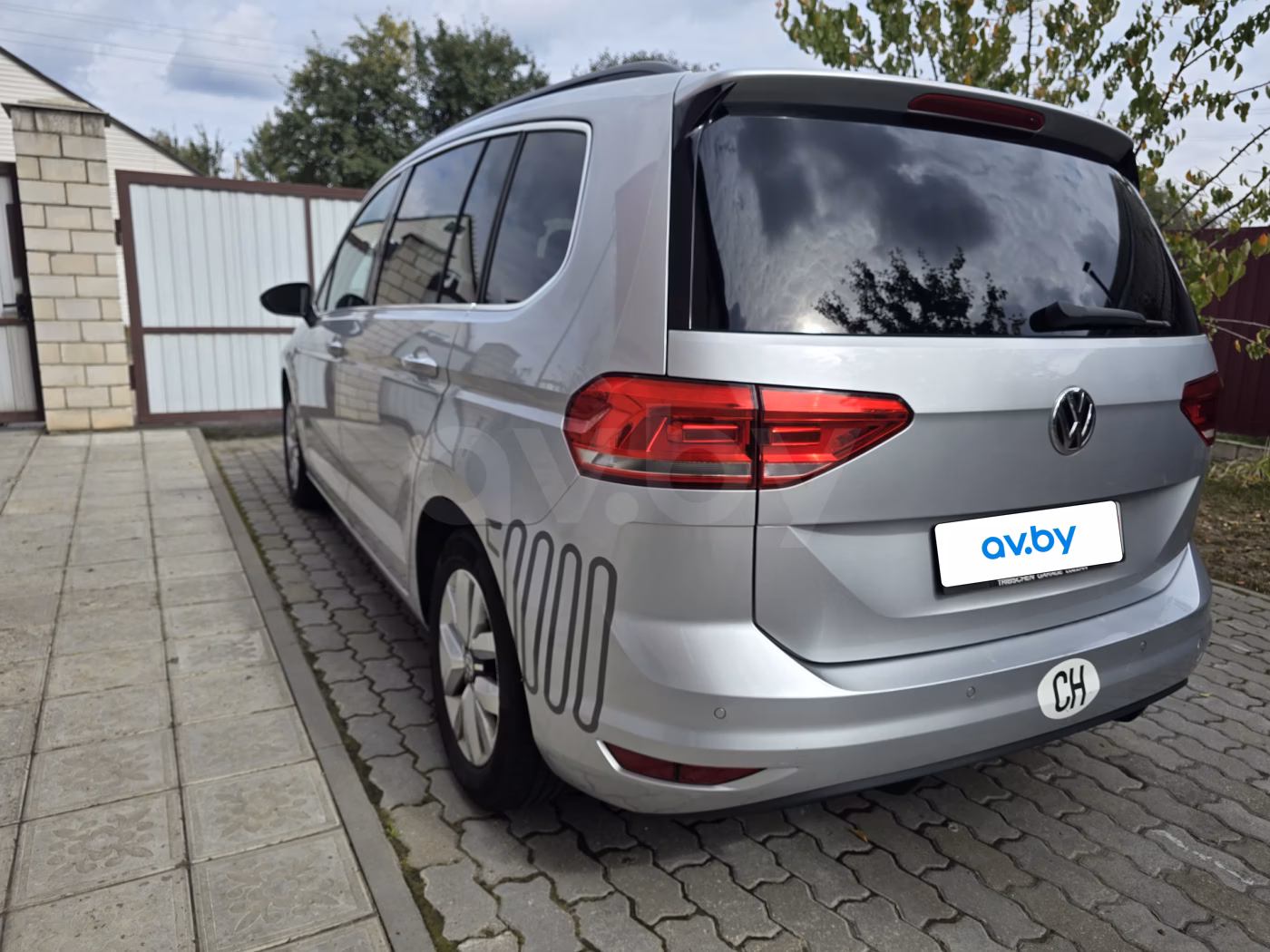 Volkswagen Touran фото 5