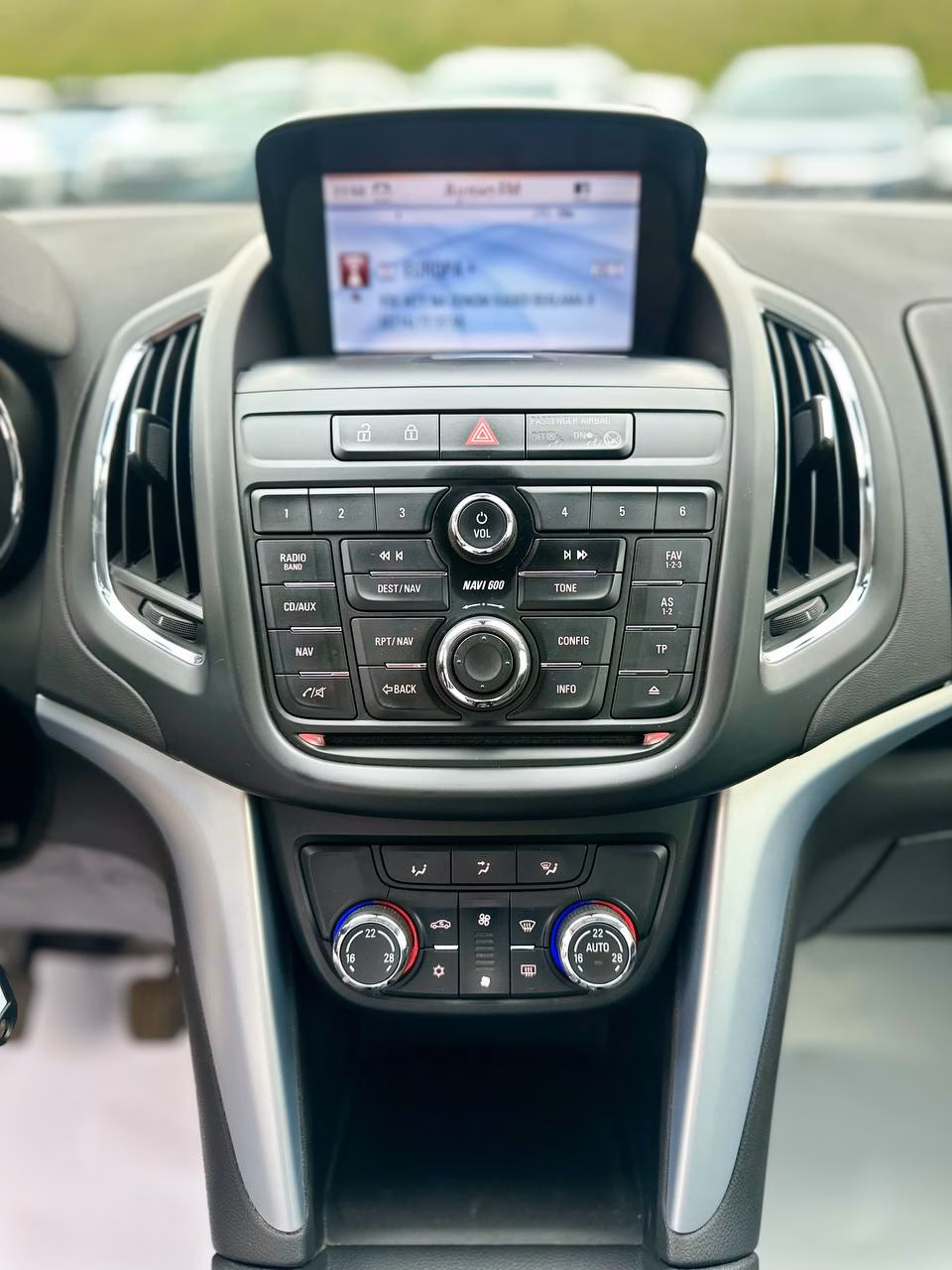 Opel Zafira фото 14
