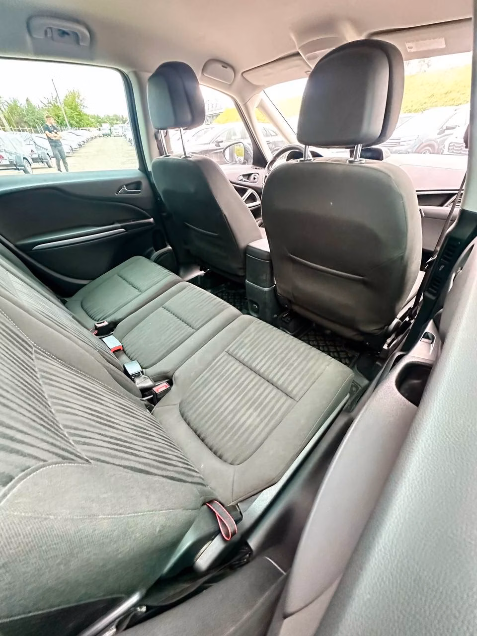 Opel Zafira фото 18