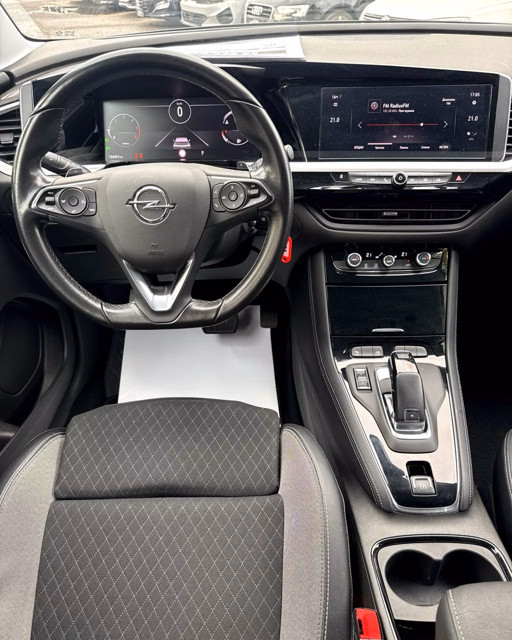 Opel Grandland X фото 10