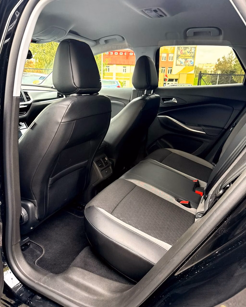 Opel Grandland X фото 13