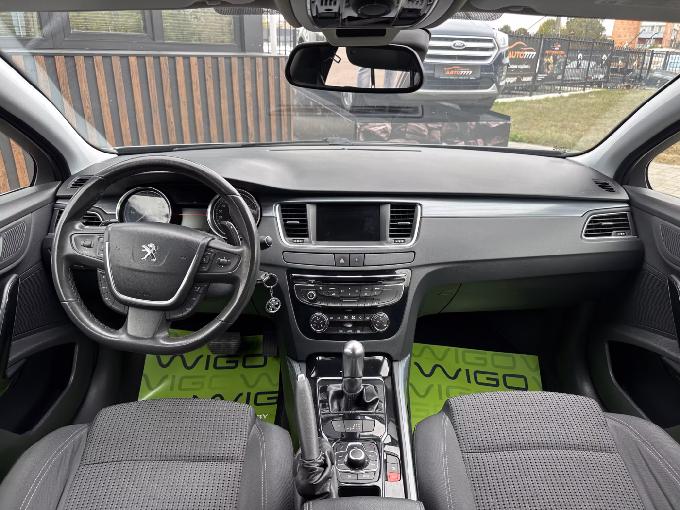 Peugeot 508 фото 8