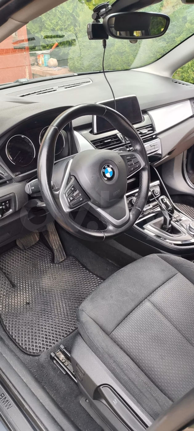 BMW 2 серия Active Tourer фото 15
