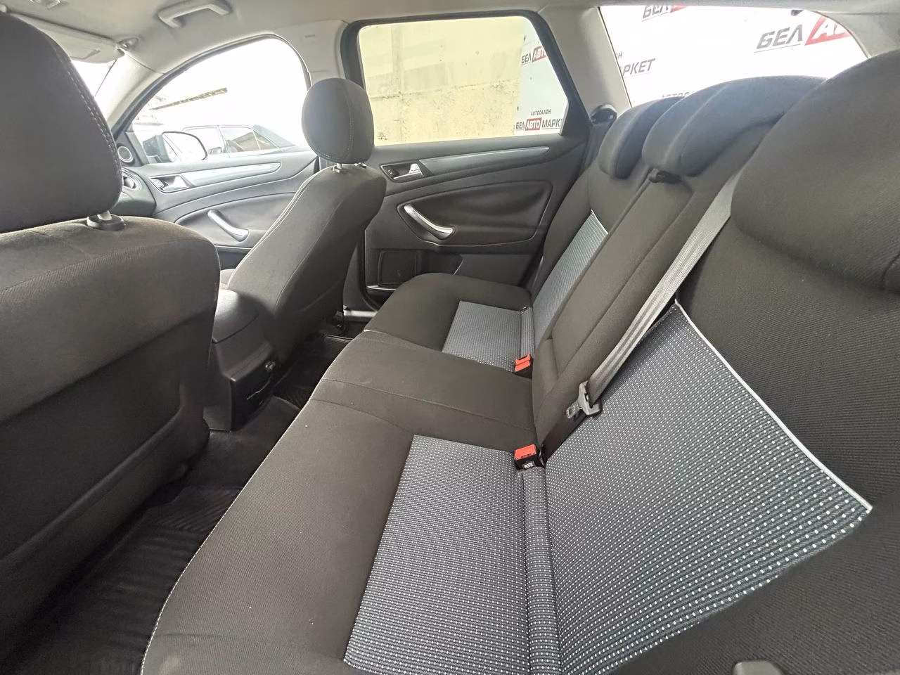 Ford Mondeo фото 3