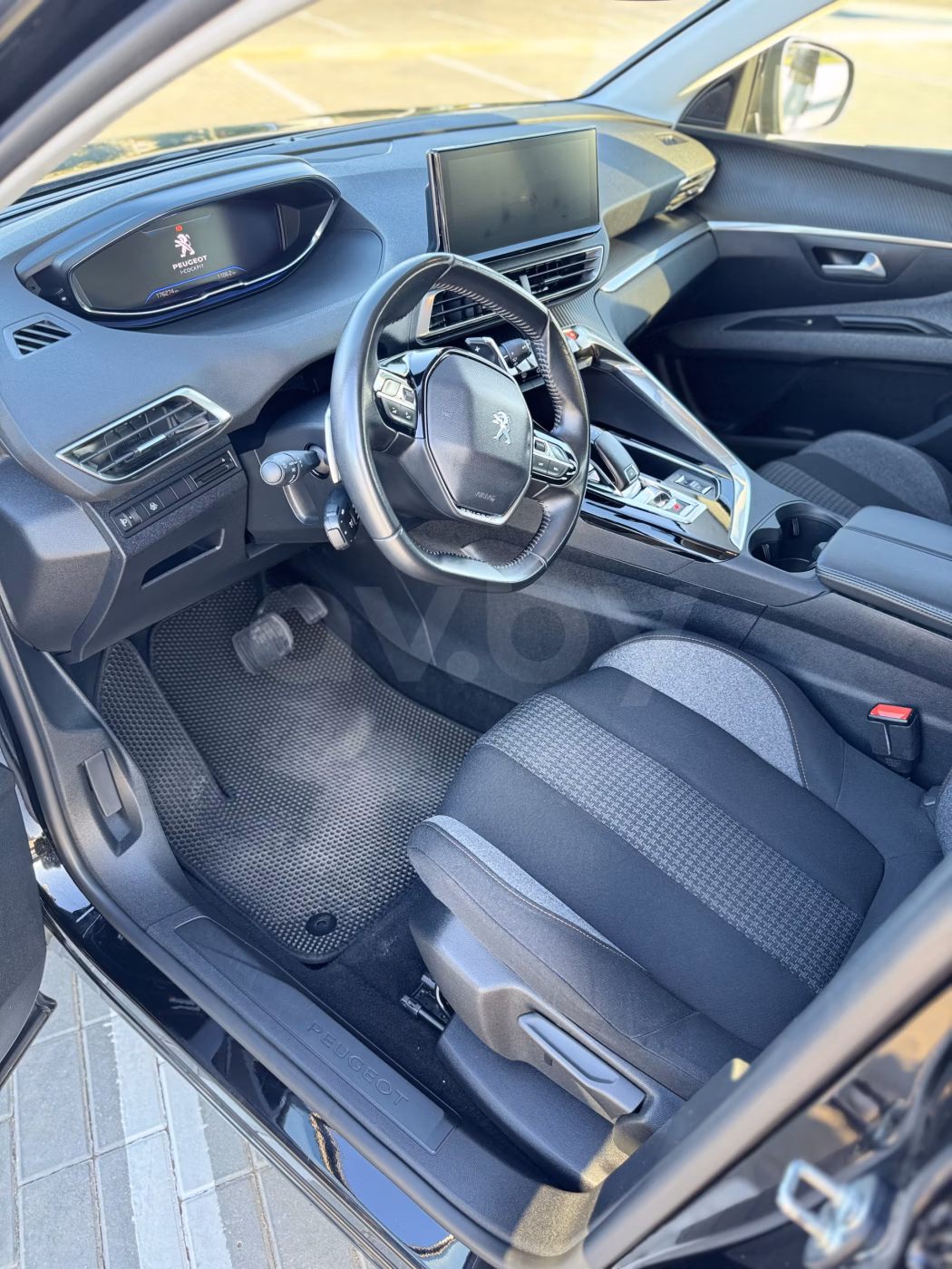 Peugeot 5008 фото 5
