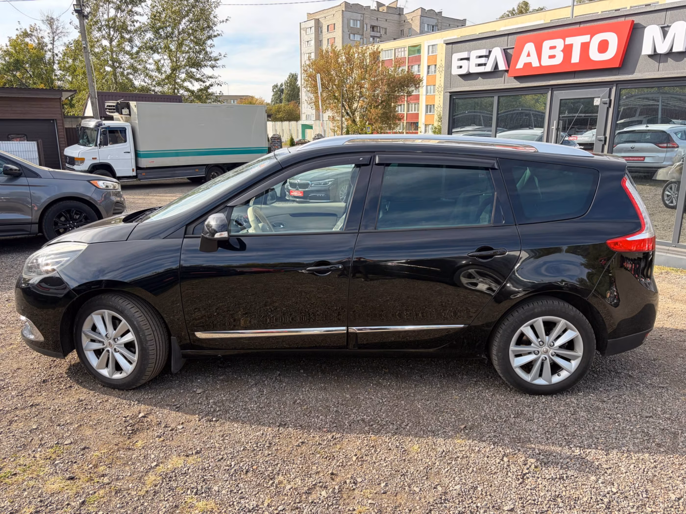 Renault Grand Scenic фото 9