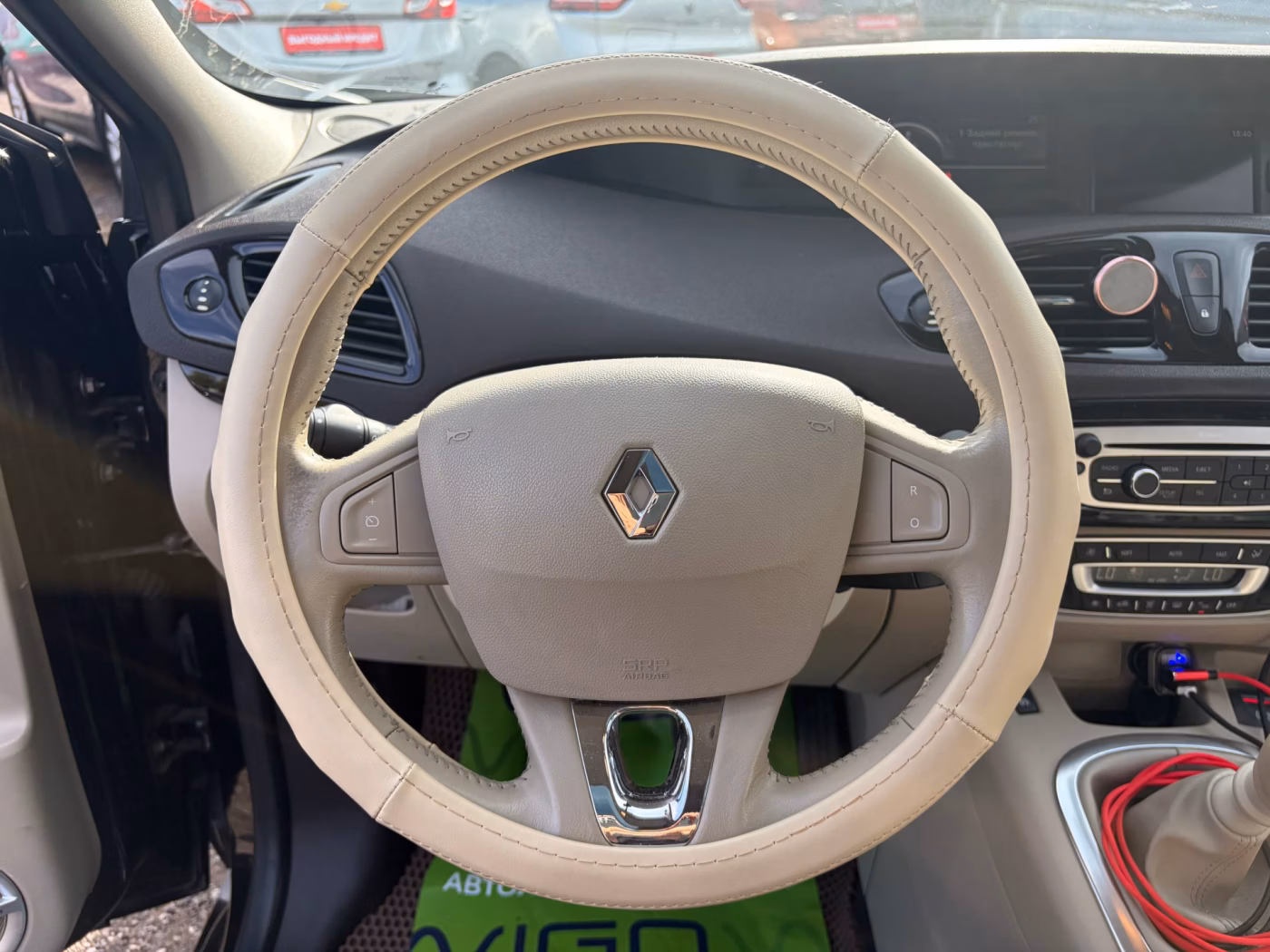 Renault Grand Scenic фото 10