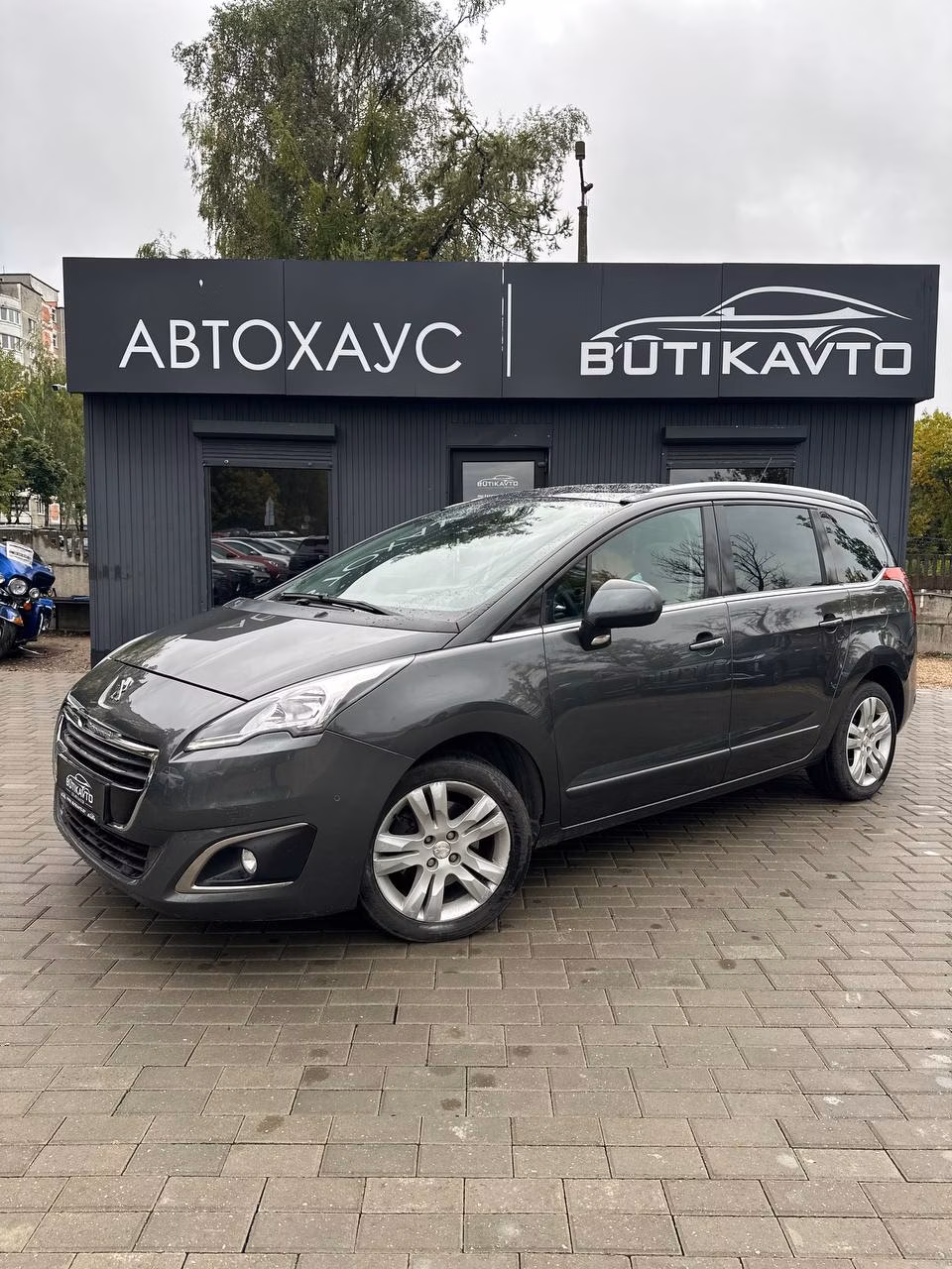 Peugeot 5008 фото 3