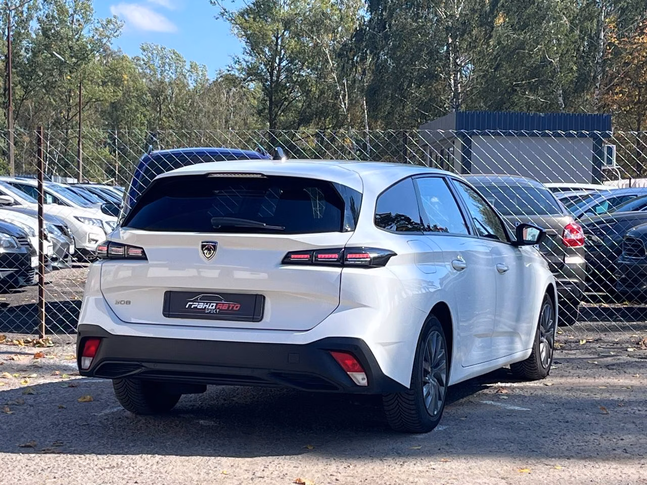 Peugeot 308 фото 4