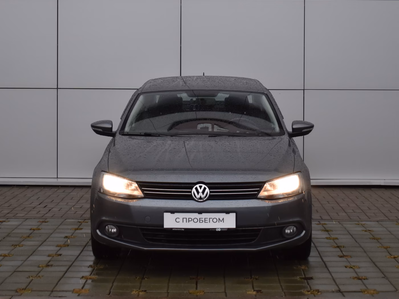 Volkswagen Jetta фото 2