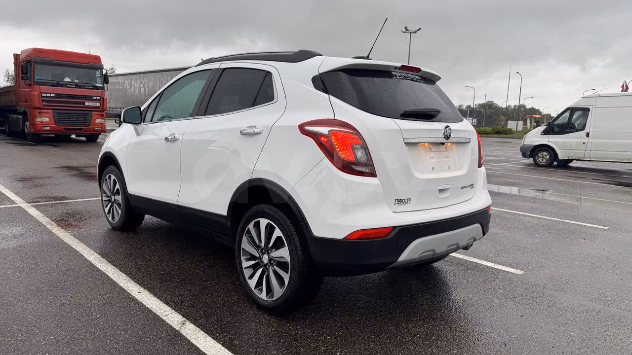 Buick Encore фото 8