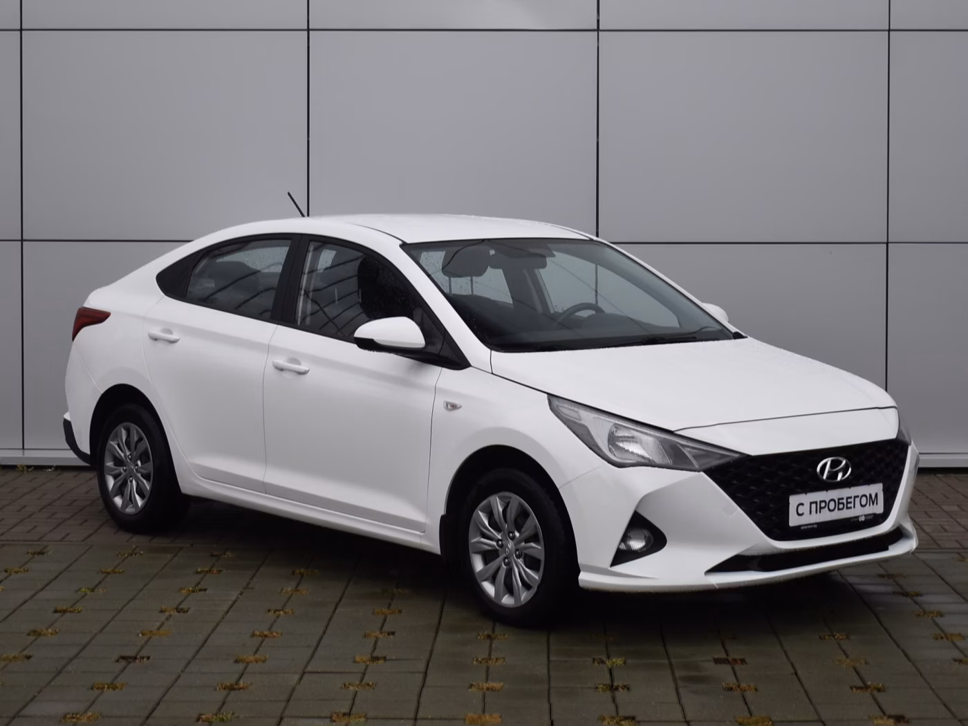 Hyundai Accent фото 3