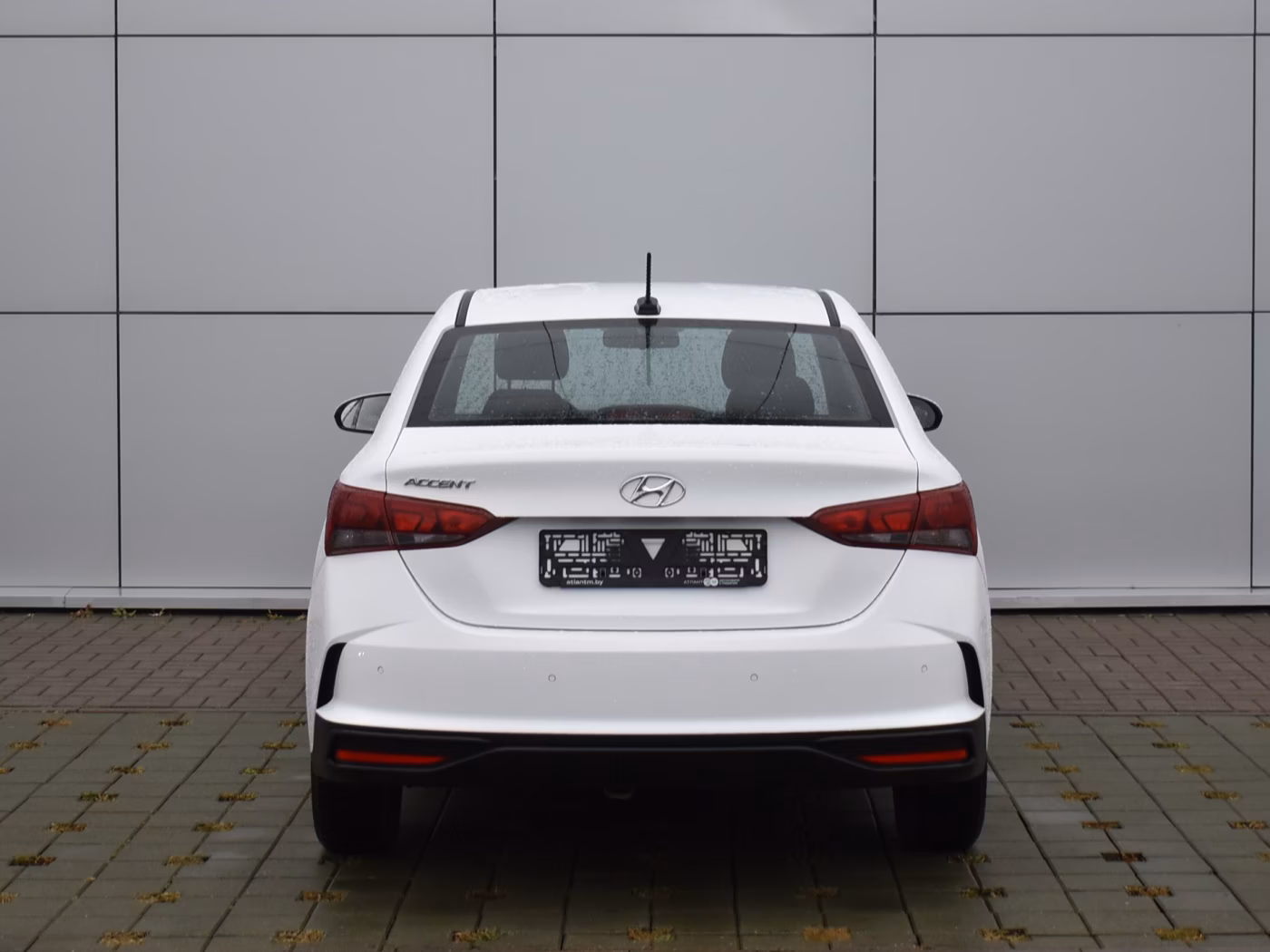 Hyundai Accent фото 6