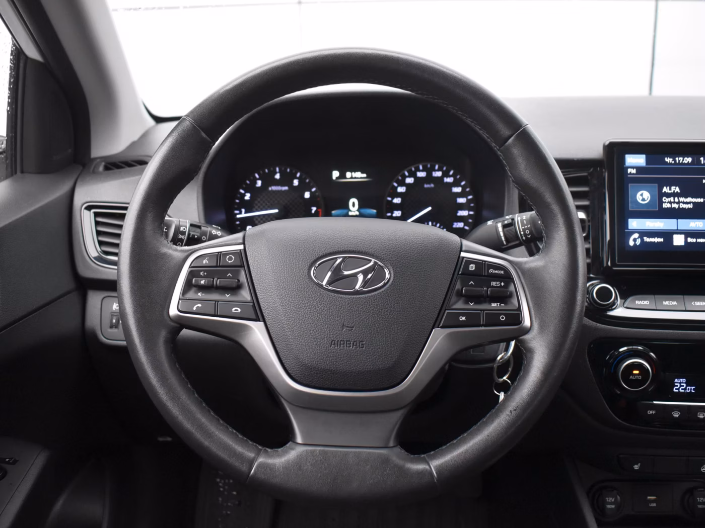 Hyundai Accent фото 10