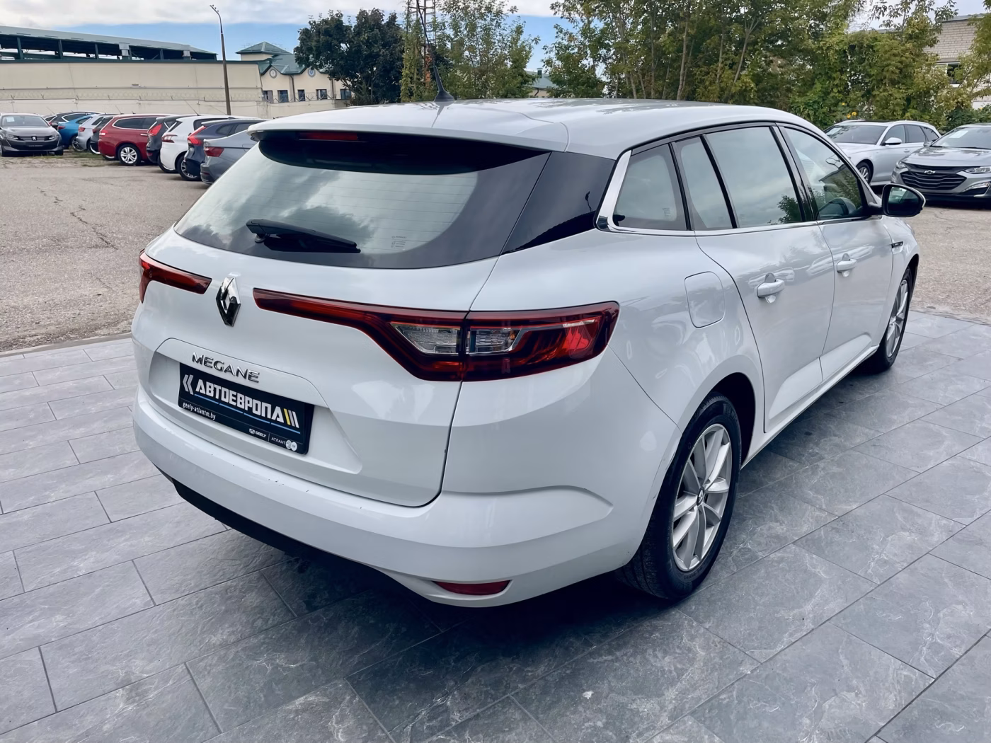 Renault Megane фото 6