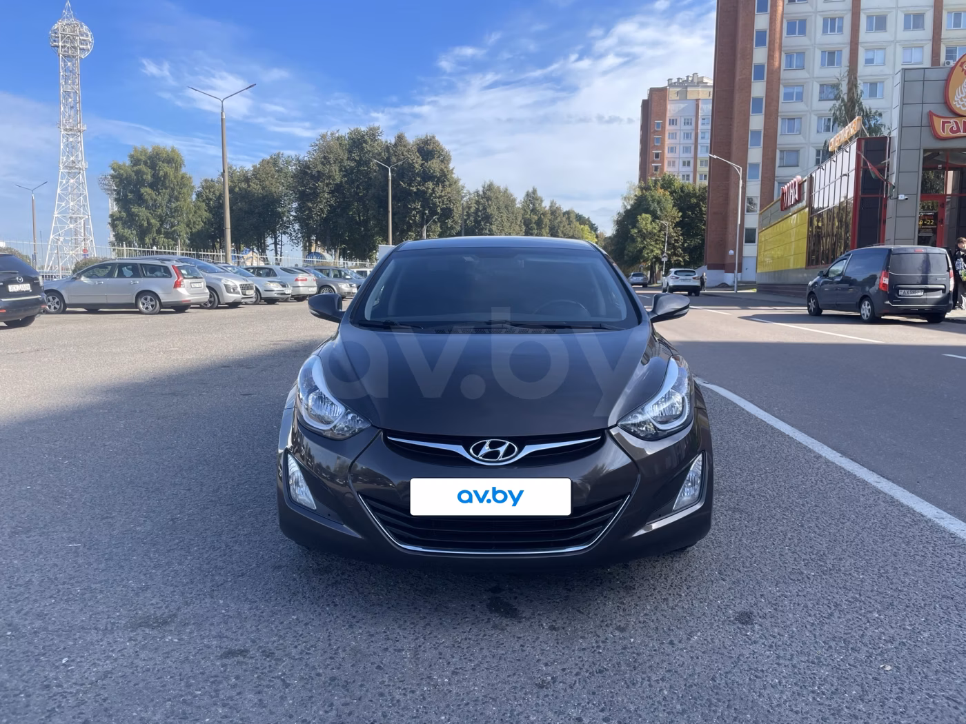 Hyundai Elantra фото 5