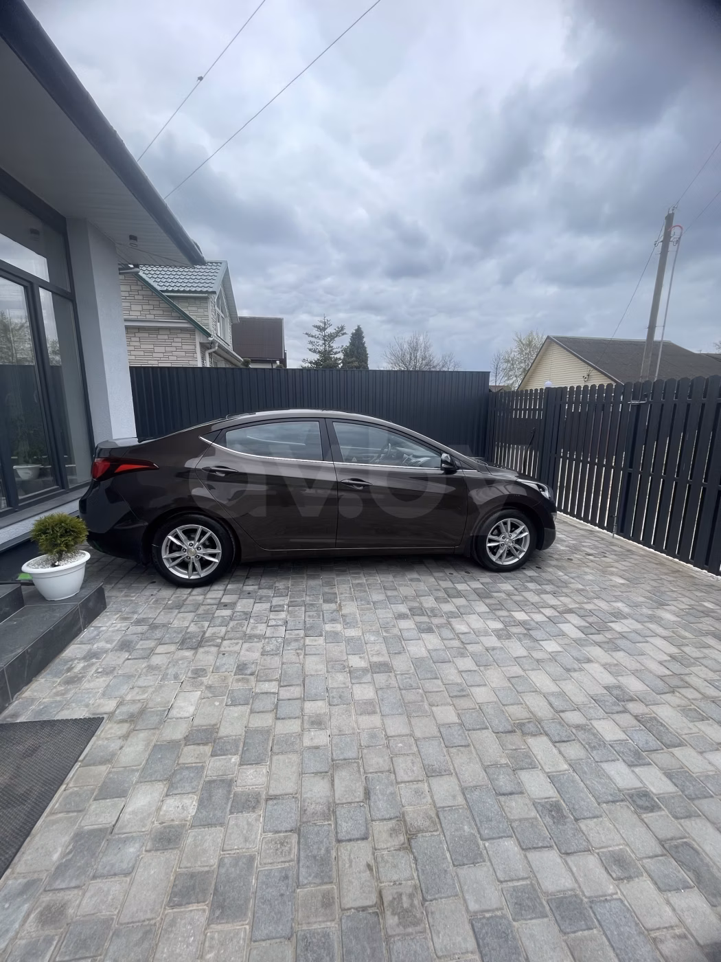 Hyundai Elantra фото 8