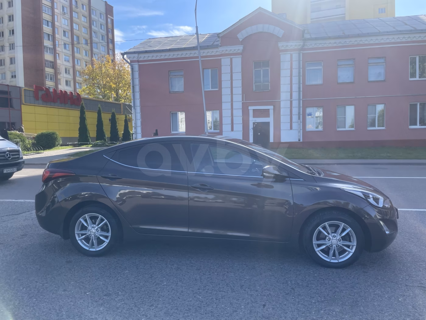 Hyundai Elantra фото 20