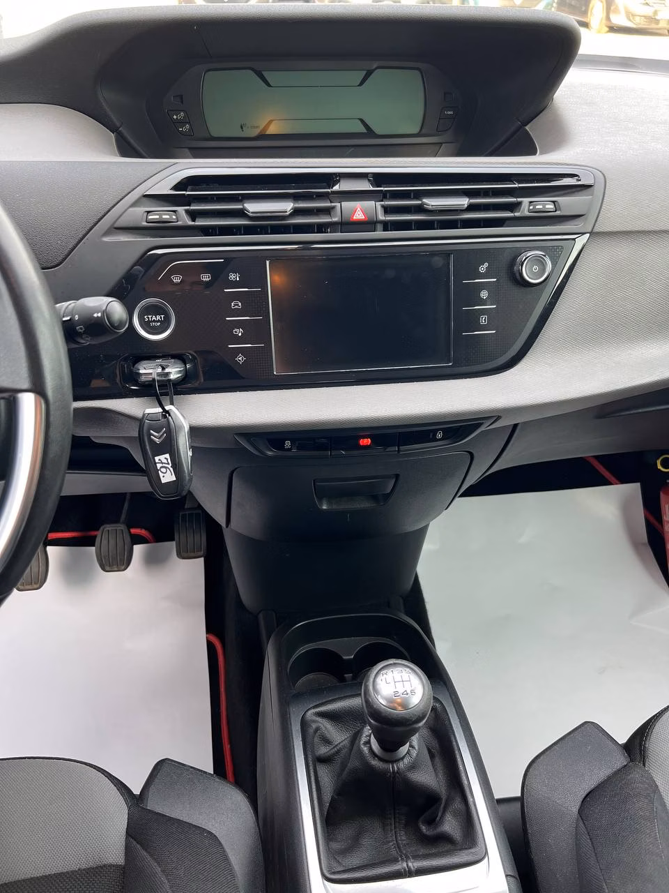 Citroen C4 Grand Picasso фото 10