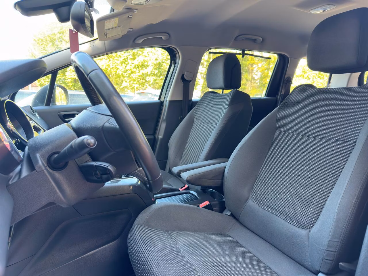 Peugeot 5008 фото 8
