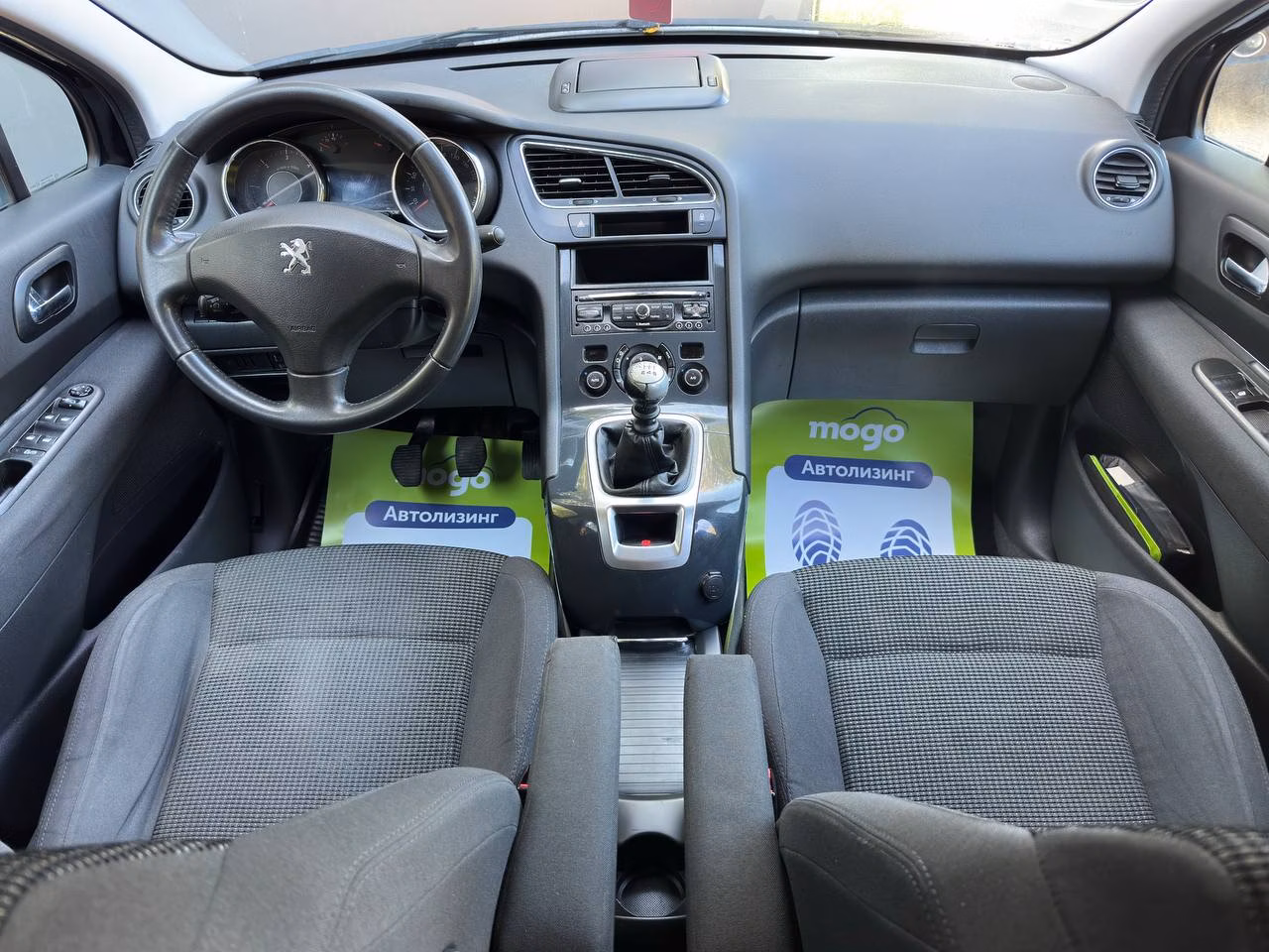 Peugeot 5008 фото 14