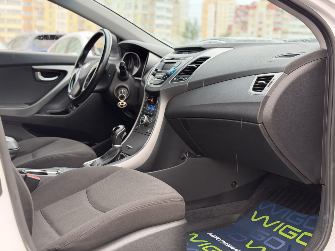 Hyundai Elantra фото 8