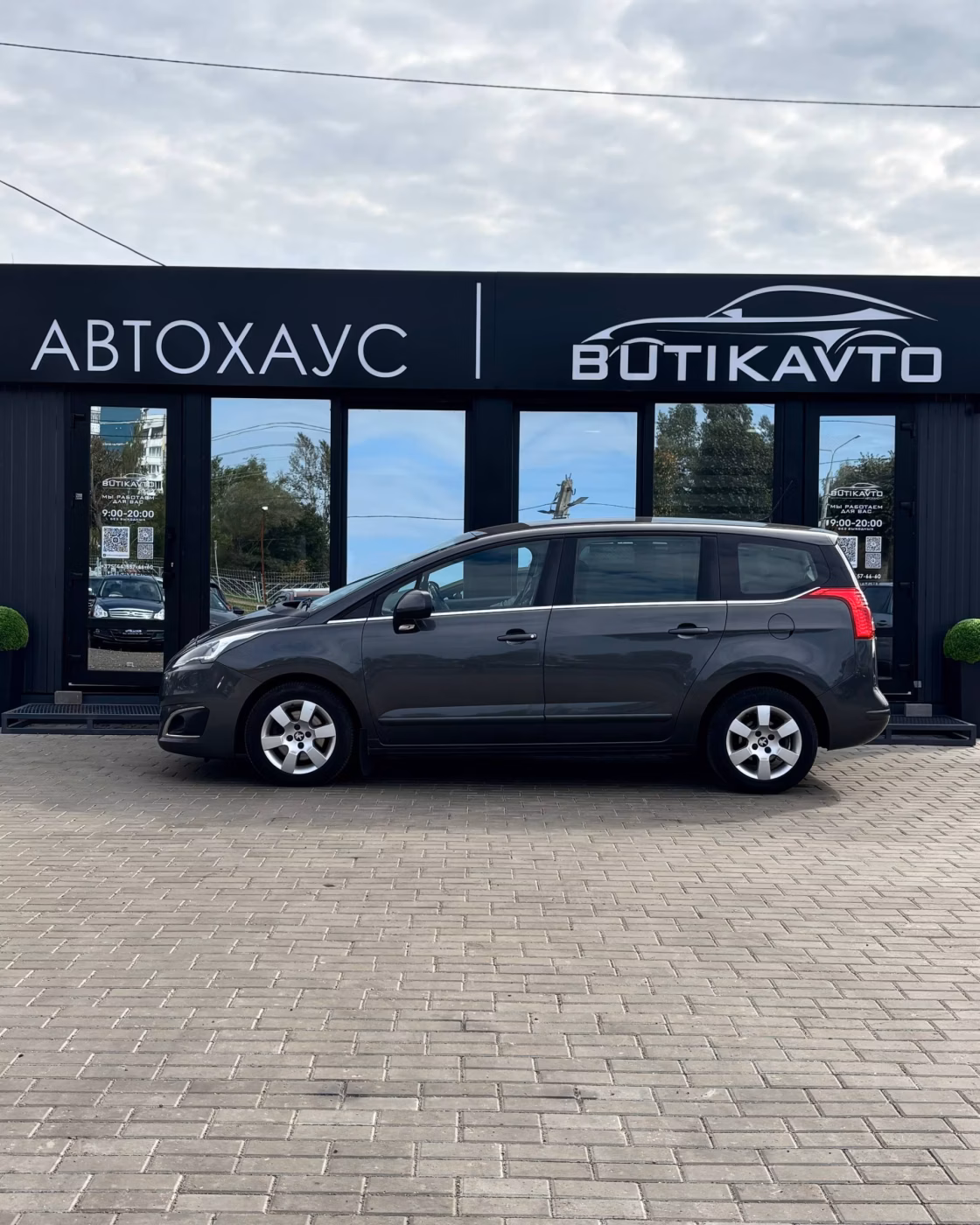 Peugeot 5008 фото 13